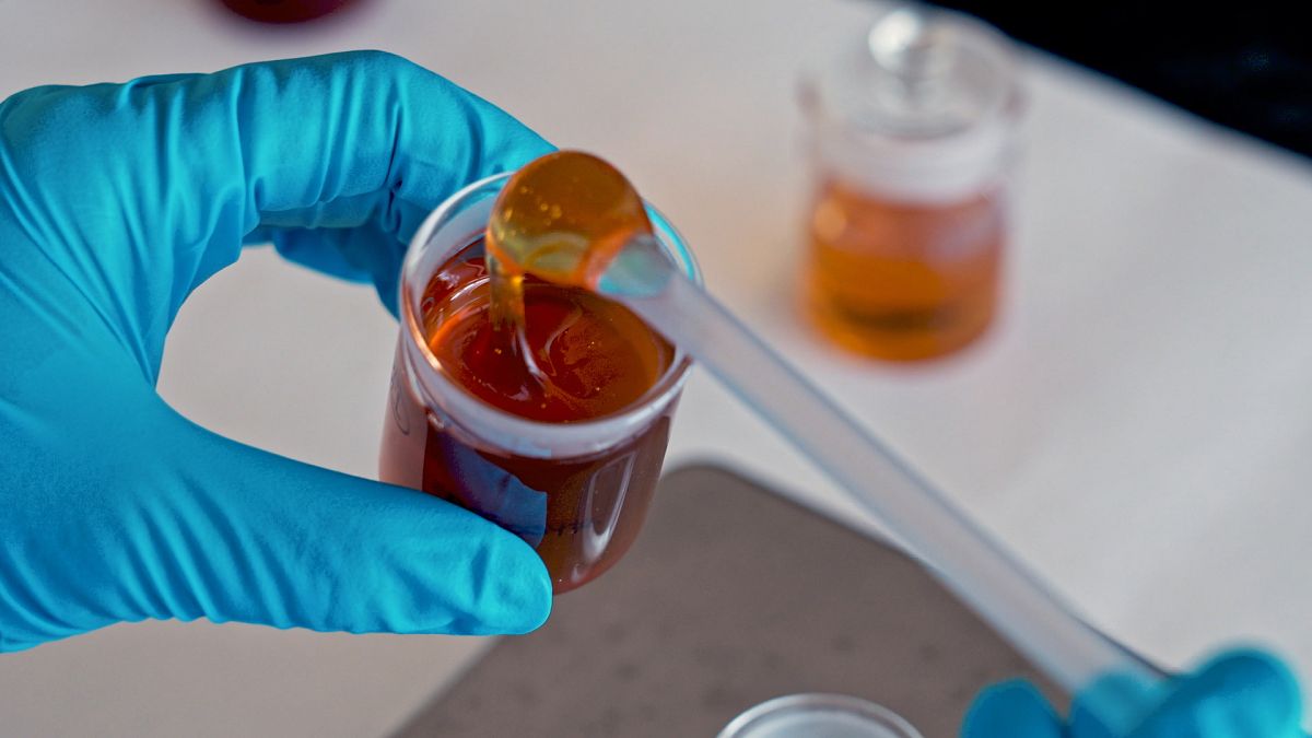 The Food Detectives: how to spot fake honey
  
In partnership with the European Union & the Watson Project